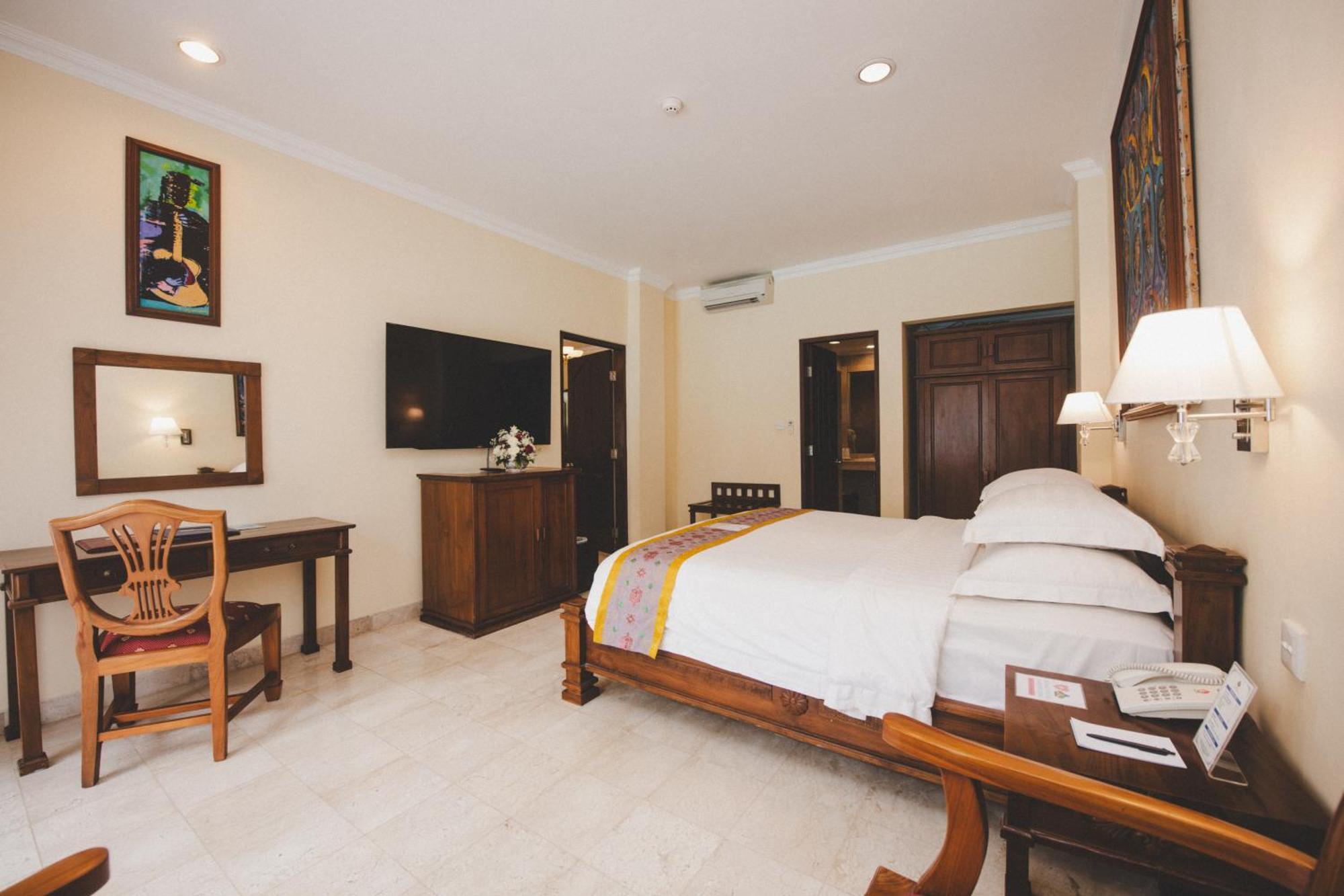 Hotel Kumala Pantai Legian Exteriör bild